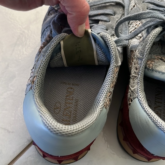 Valentino Garavani Camouflage Sneaker 37.5 - Picture 9 of 9